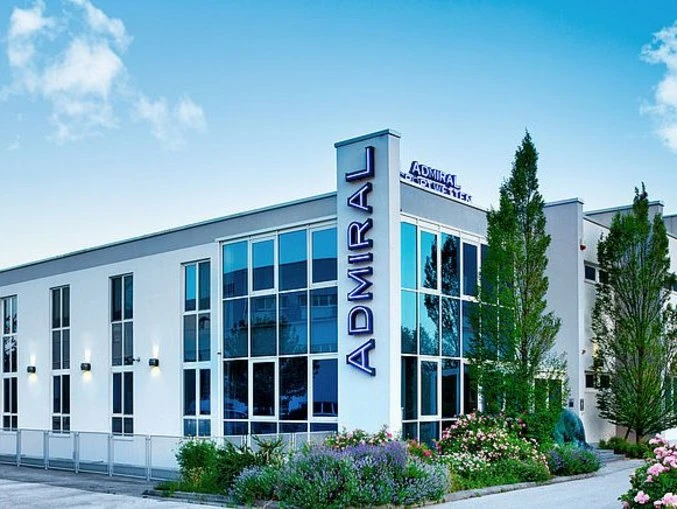 HTM Hotel- und Tourismus-Management